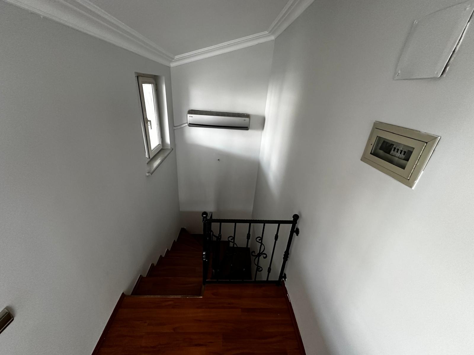 CUMHURİYET MH.'DE ATAPARKA 300 M MESAFEDE SATILIK DUBLEX DAİRE